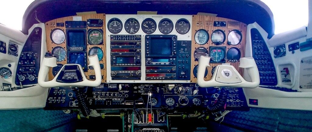 Original analog cockpit panel